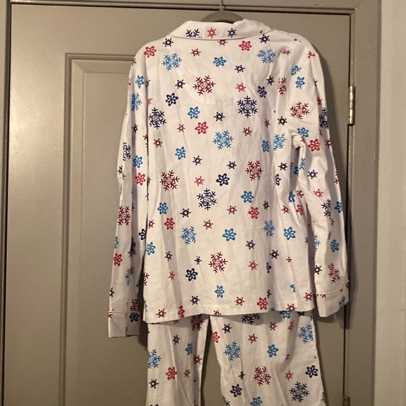 Women's Sonoma Snowflake Pajamas: Notch Collar Fleece Pajama Set| Sz Lg - Picture 11 of 11